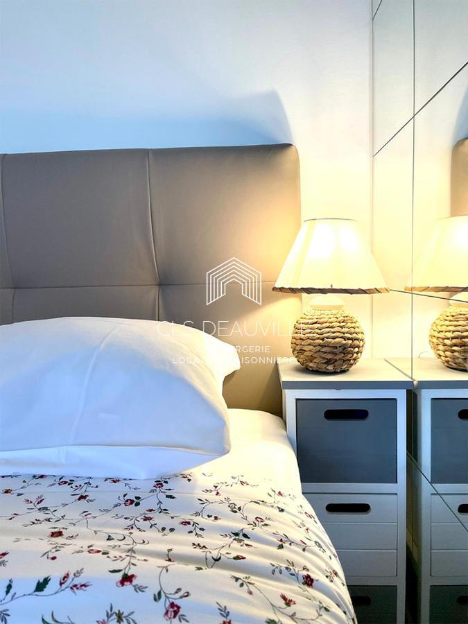 Studio 1 Gainsbourg C.L.S Deauville Exteriér fotografie